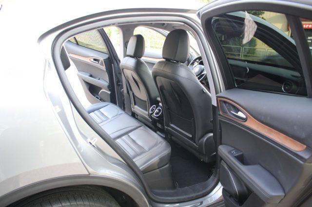ALFA ROMEO Stelvio 2.0 Turbo 280 CV AT8 Q4 First Edition