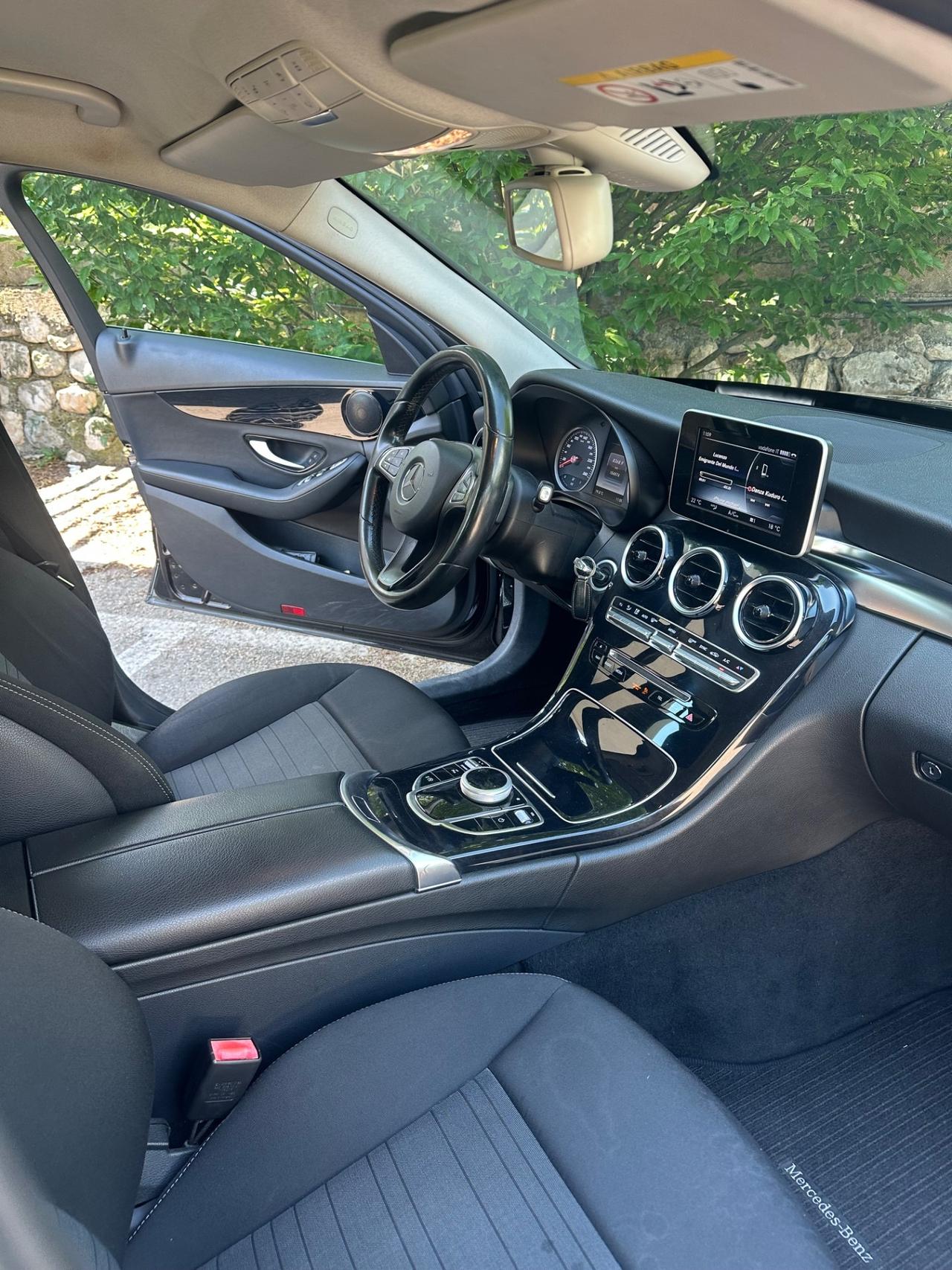 Mercedes-benz C 200 LEGGI