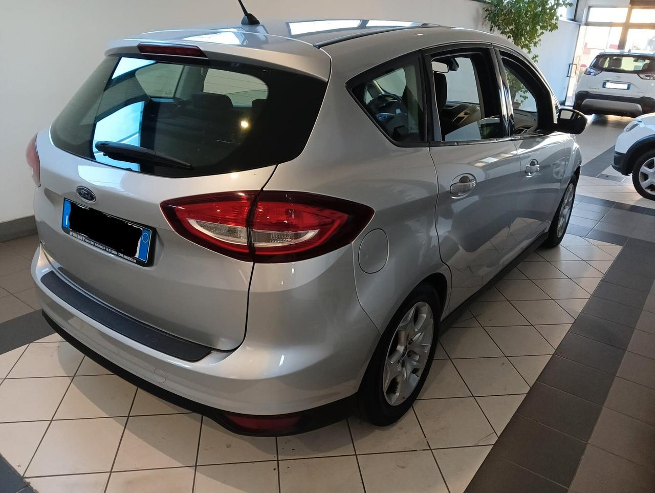 Ford C-Max 1.6 120CV GPL