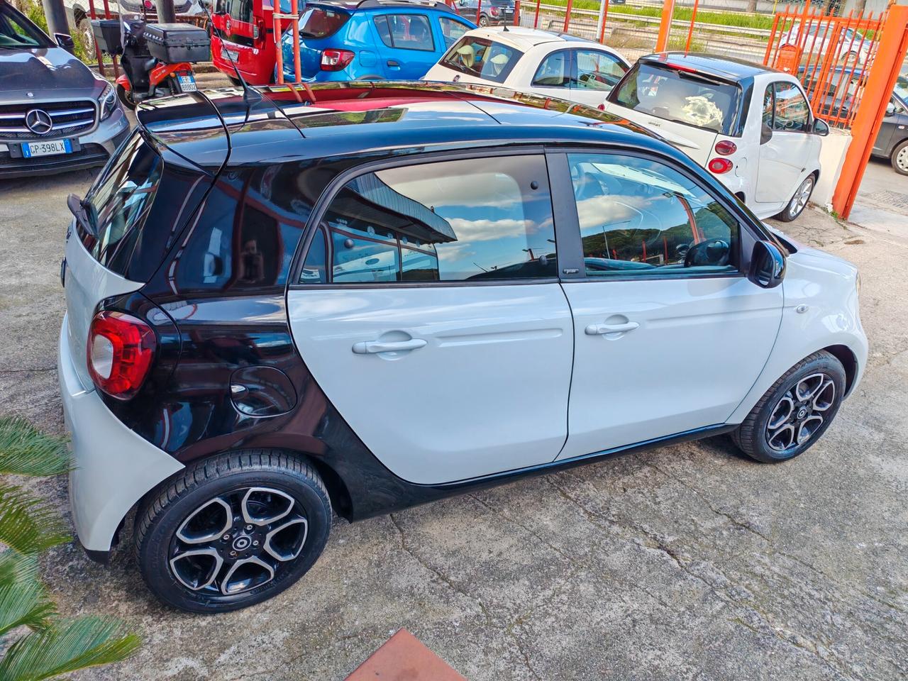 Smart Forfour 1,0 benzina 10/2015 CV70 PRIME
