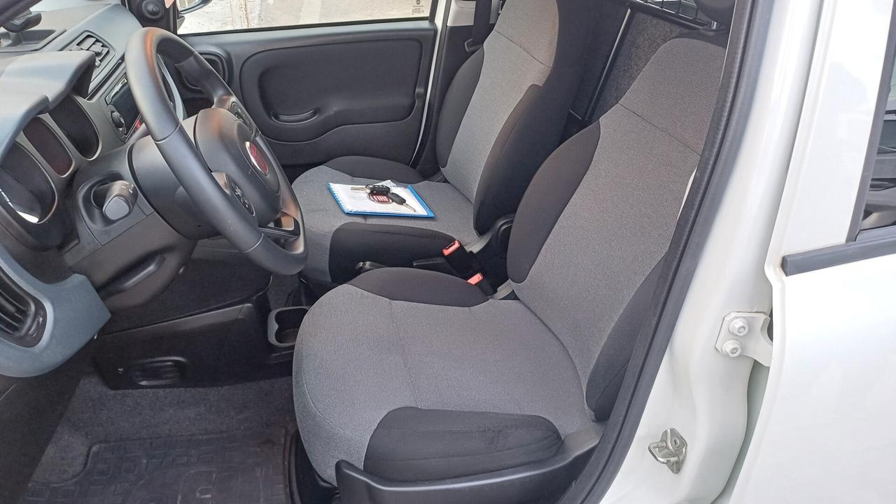 Fiat Panda 1.0 S&S Hybrid Street Van 2022 SOLO 6MILA KM