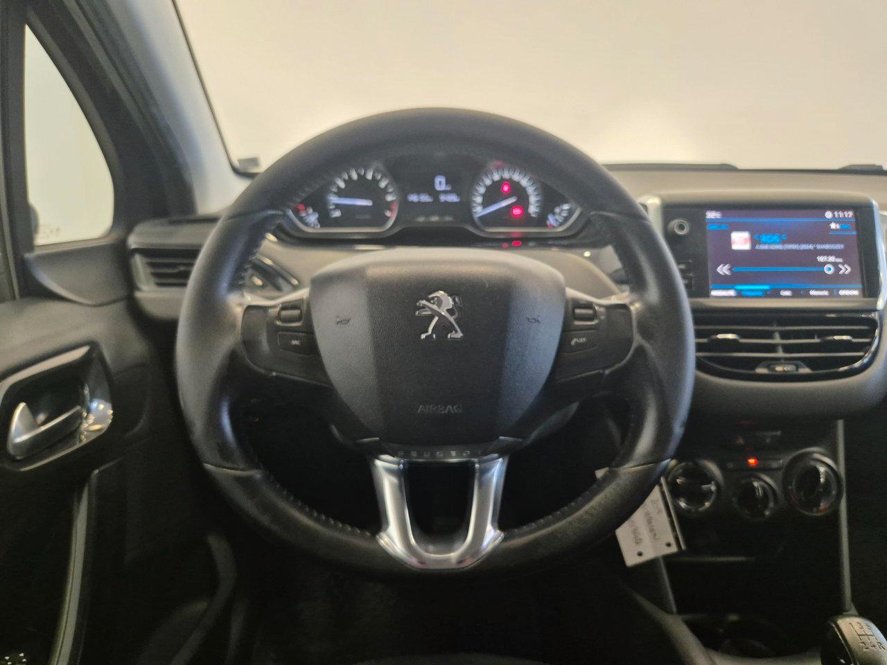 Peugeot 208 5p 1.2 puretech Active gpl 82cv - UNIPROPRIETARIO - NEOPATENTATI - Sens. park. - Cruise/Lim