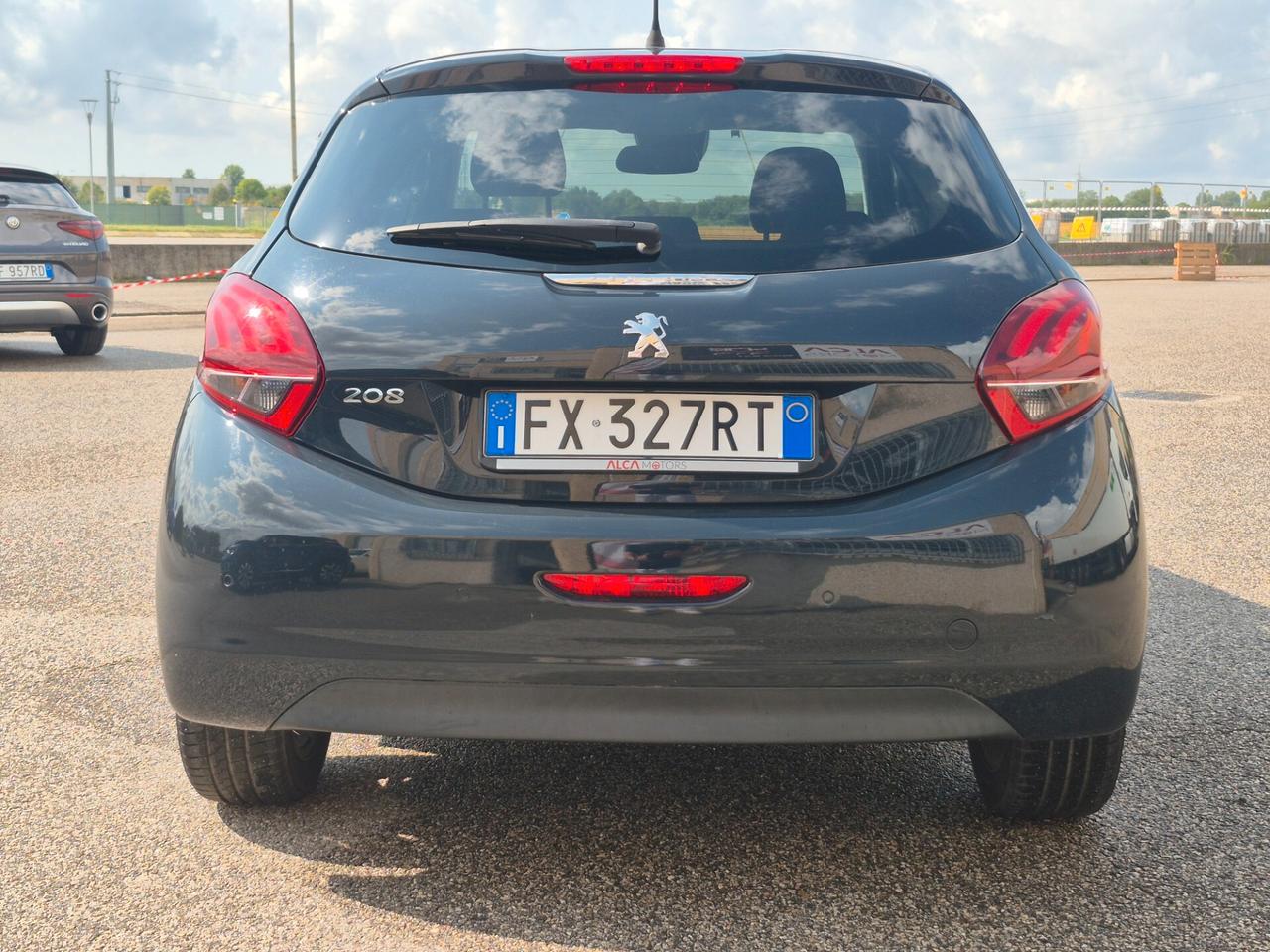 Peugeot 208 BlueHDi 100 S&S 5 porte Signature