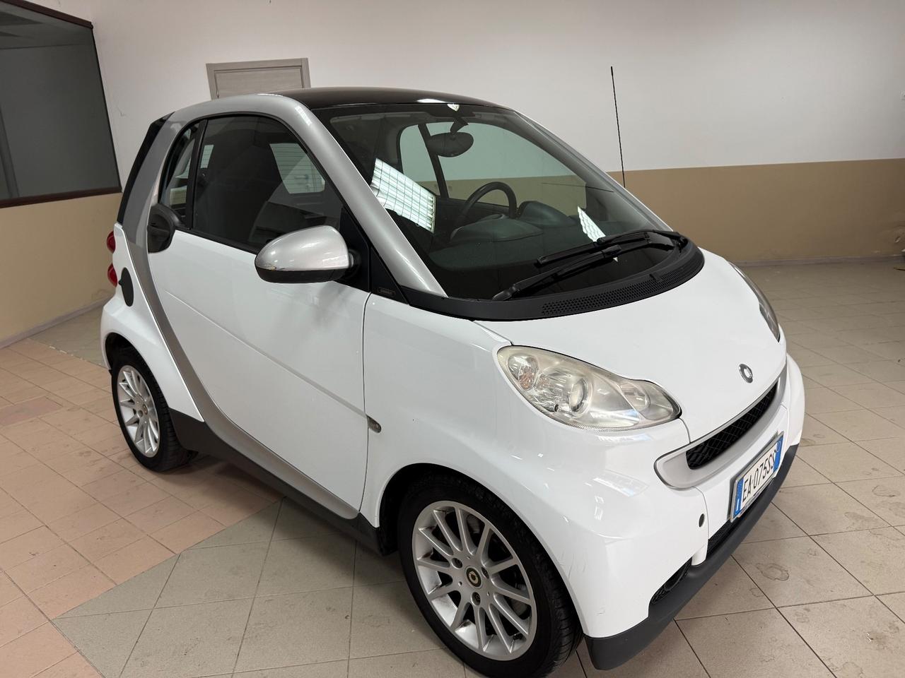 Smart ForTwo 1000 52 kW coupé passion