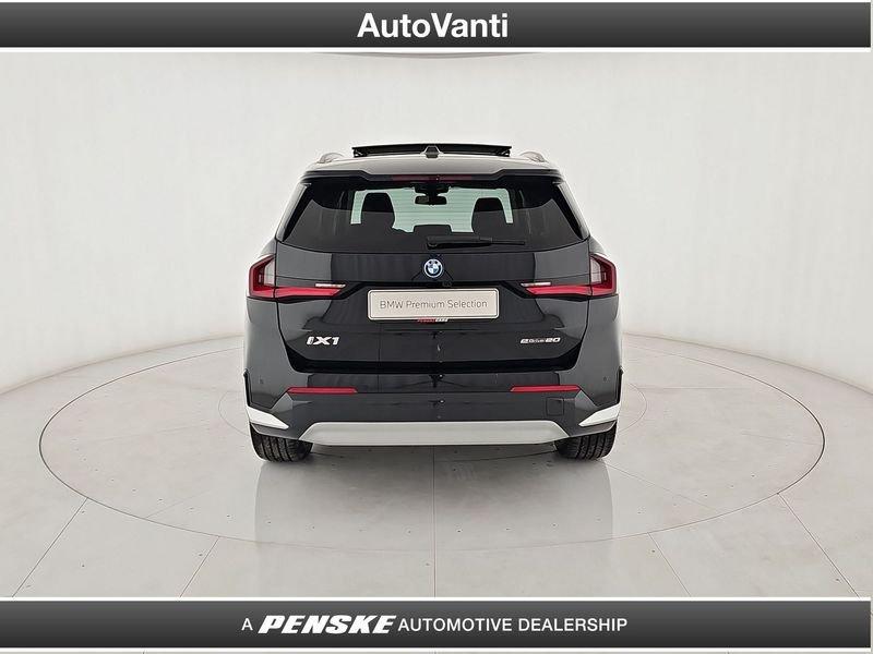 BMW X1 iX1 edrive 20 X-Line