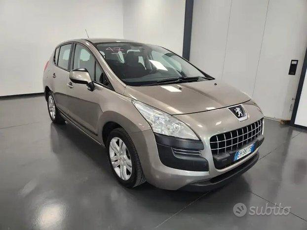 Peugeot 3008 1.6 HDi 112CV cambio robotizzato Busi