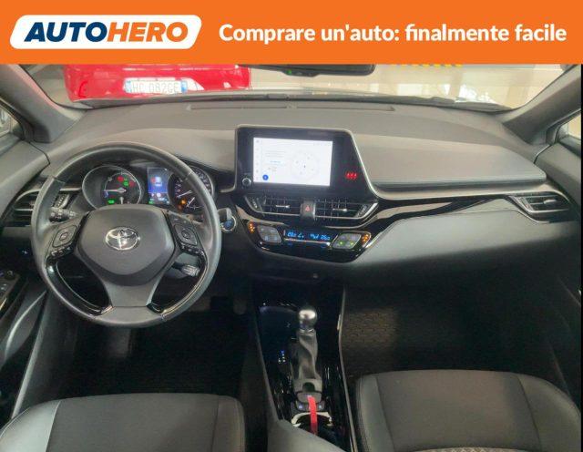 TOYOTA C-HR 2.0 Hybrid E-CVT Trend