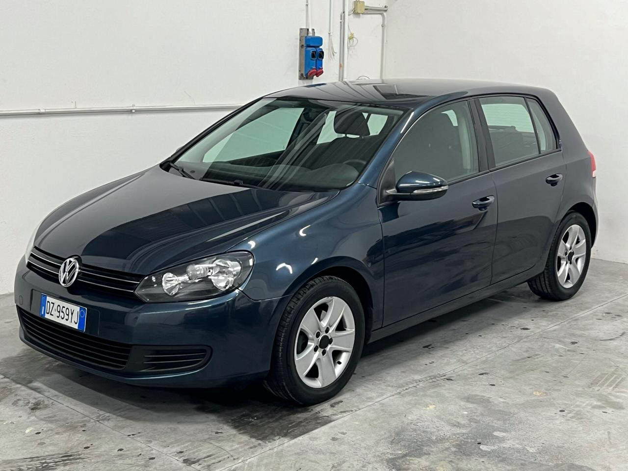 Volkswagen Golf 1.4 BENZINA