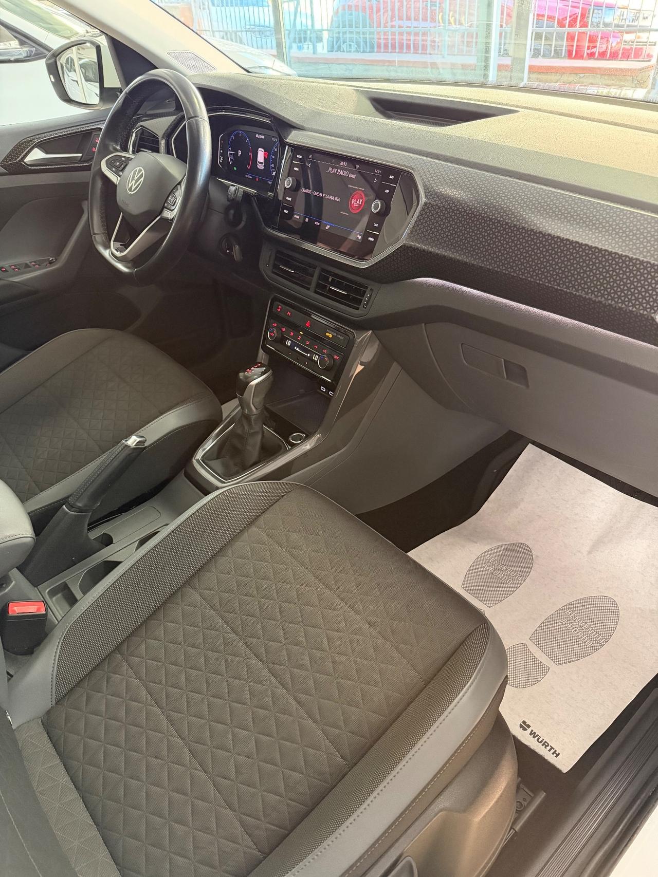Volkswagen T-Cross 1.6 TDI DSG SCR Advanced 95CV R-LINE
