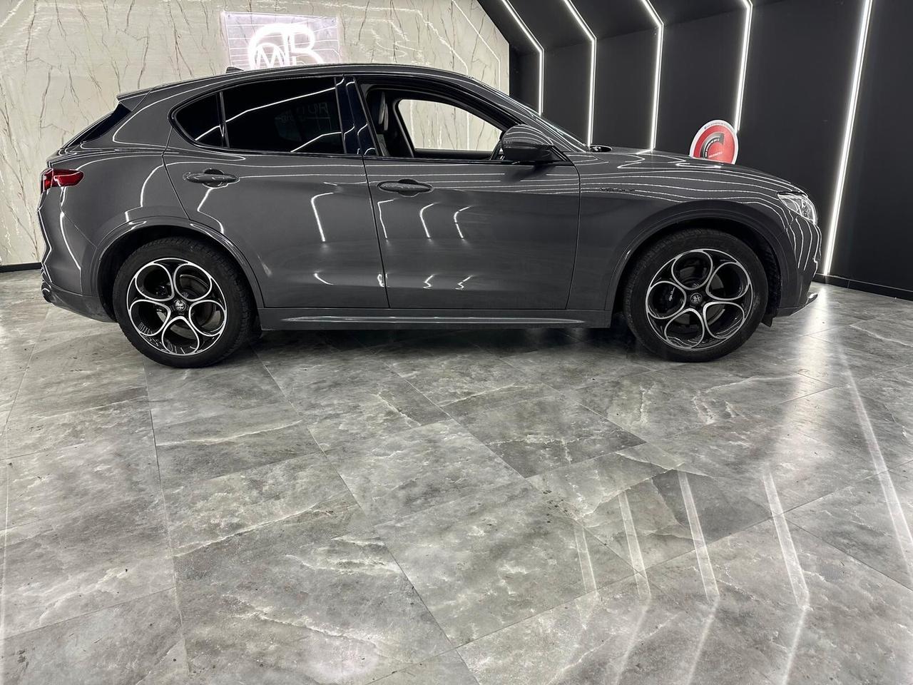 Alfa Romeo Stelvio 2.2 Turbodiesel 210 CV AT8 Q4 Veloce