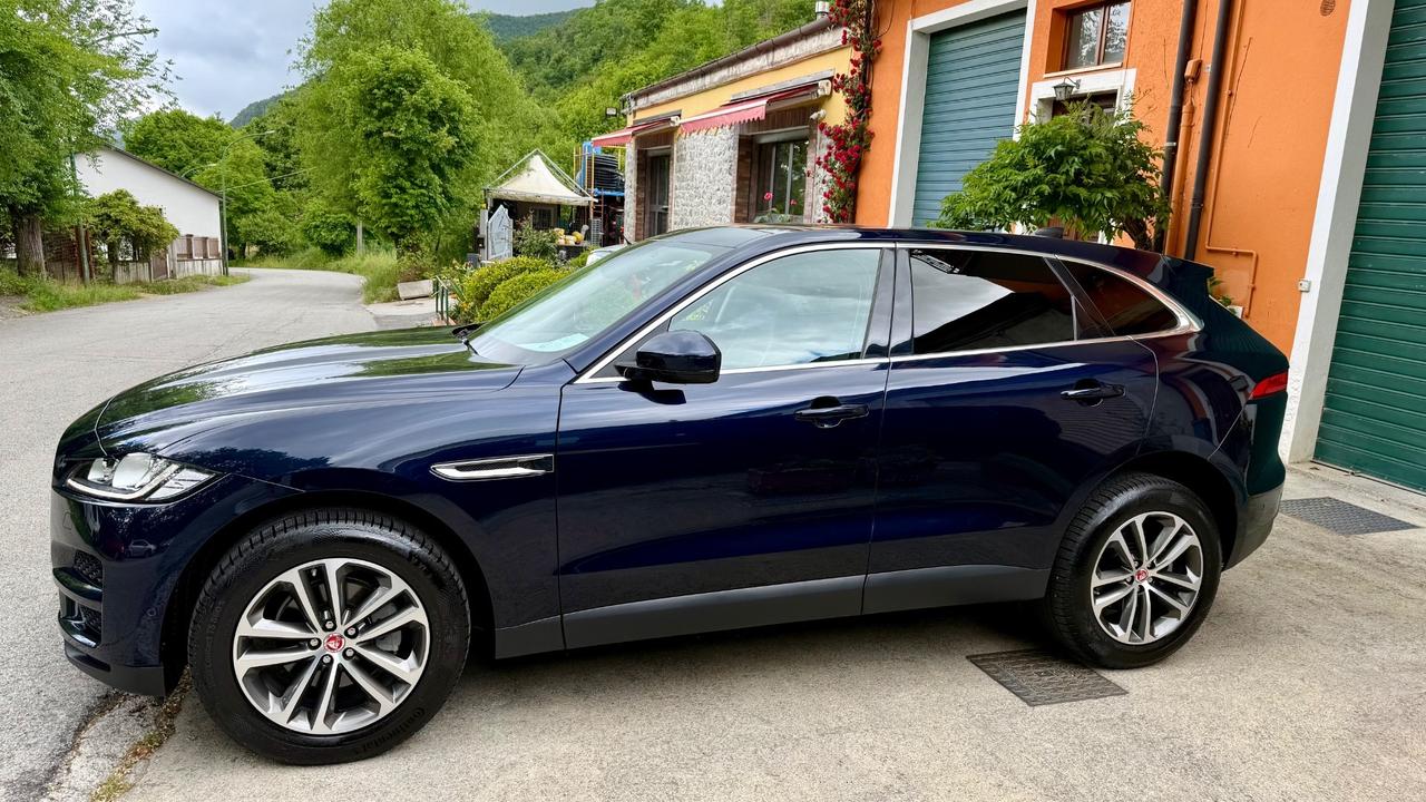 Jaguar F-Pace 2.0 D 180 CV AWD aut. Prestige