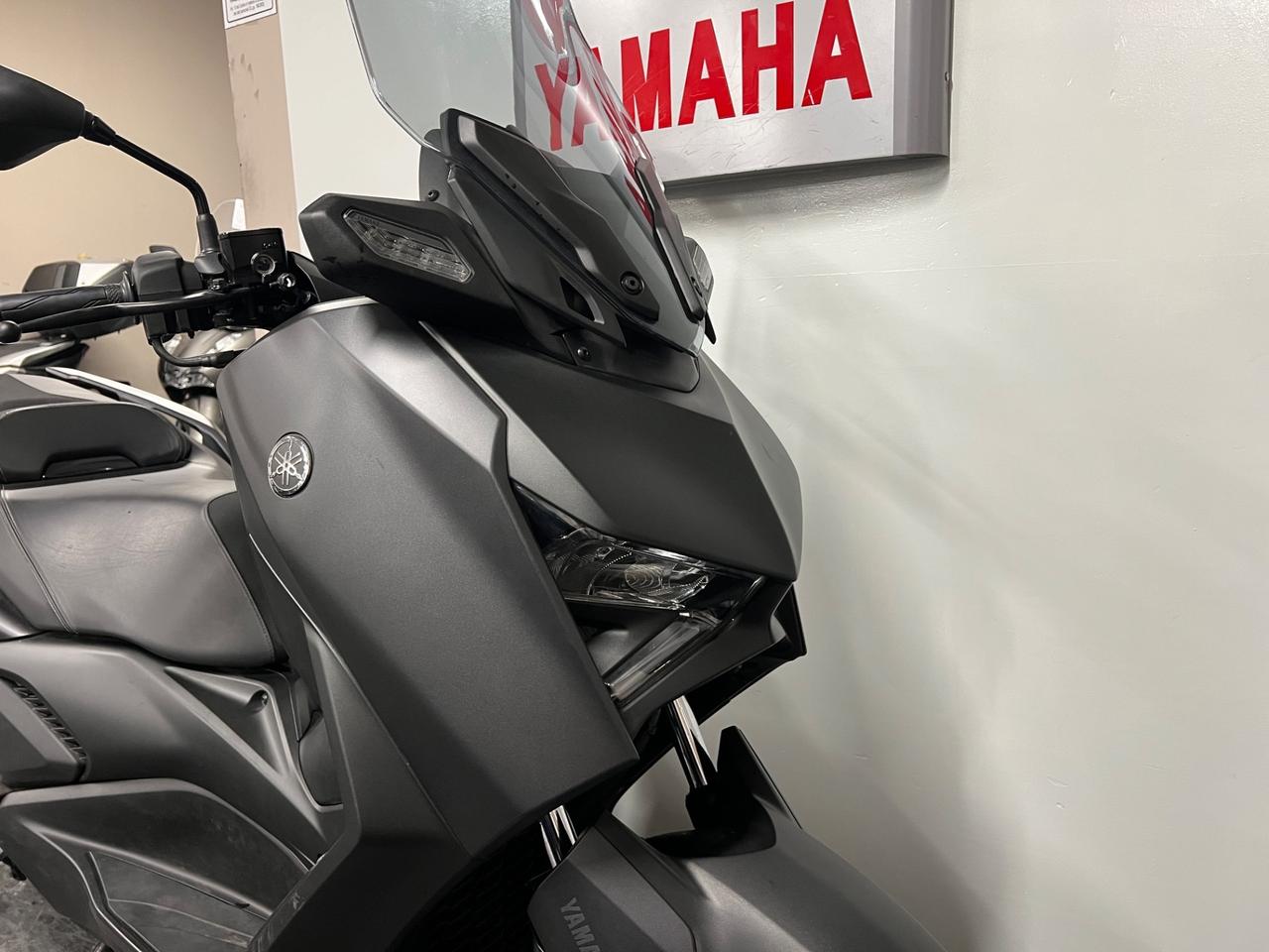 Yamaha X-Max 300