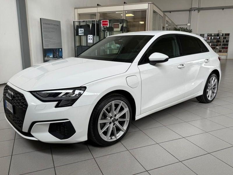 Audi A3 SPB 40 TFSI e S tronic