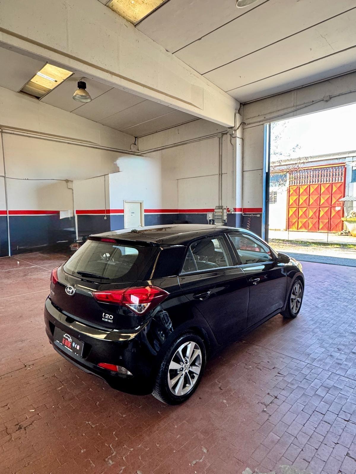 Hyundai i20 1.2 MPI MT GPL Connectline