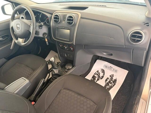 Dacia Sandero 1.2 Laureate 75cv *NEOPATENTATI*
