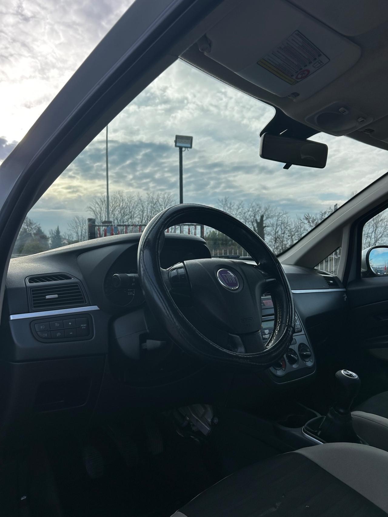 Fiat Grande Punto 1.3 MJT 75 CV 5 porte Active