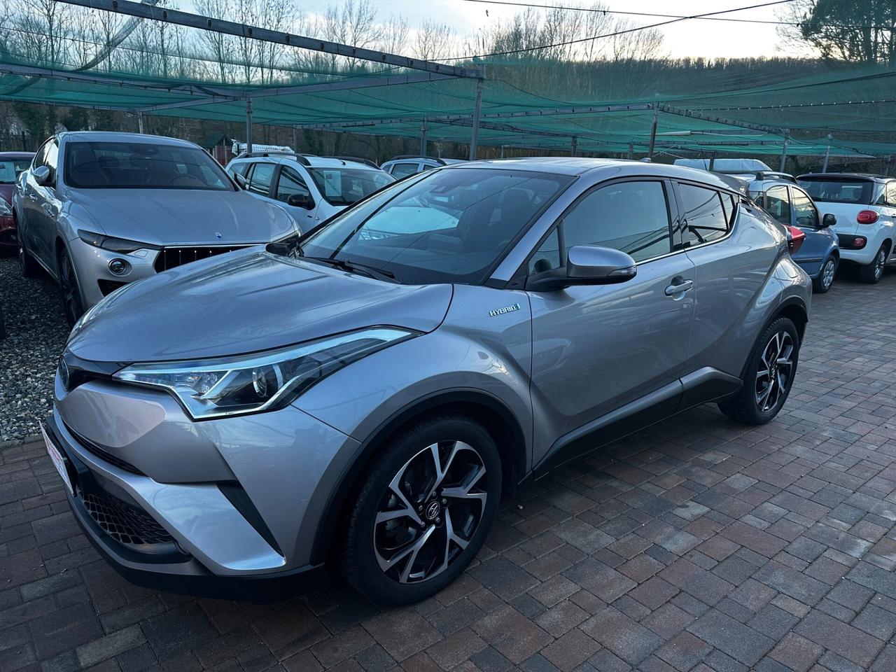 Toyota C-HR 1.8 Hybrid E-CVT Style