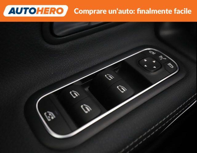 MERCEDES-BENZ A 180 d Automatic Premium