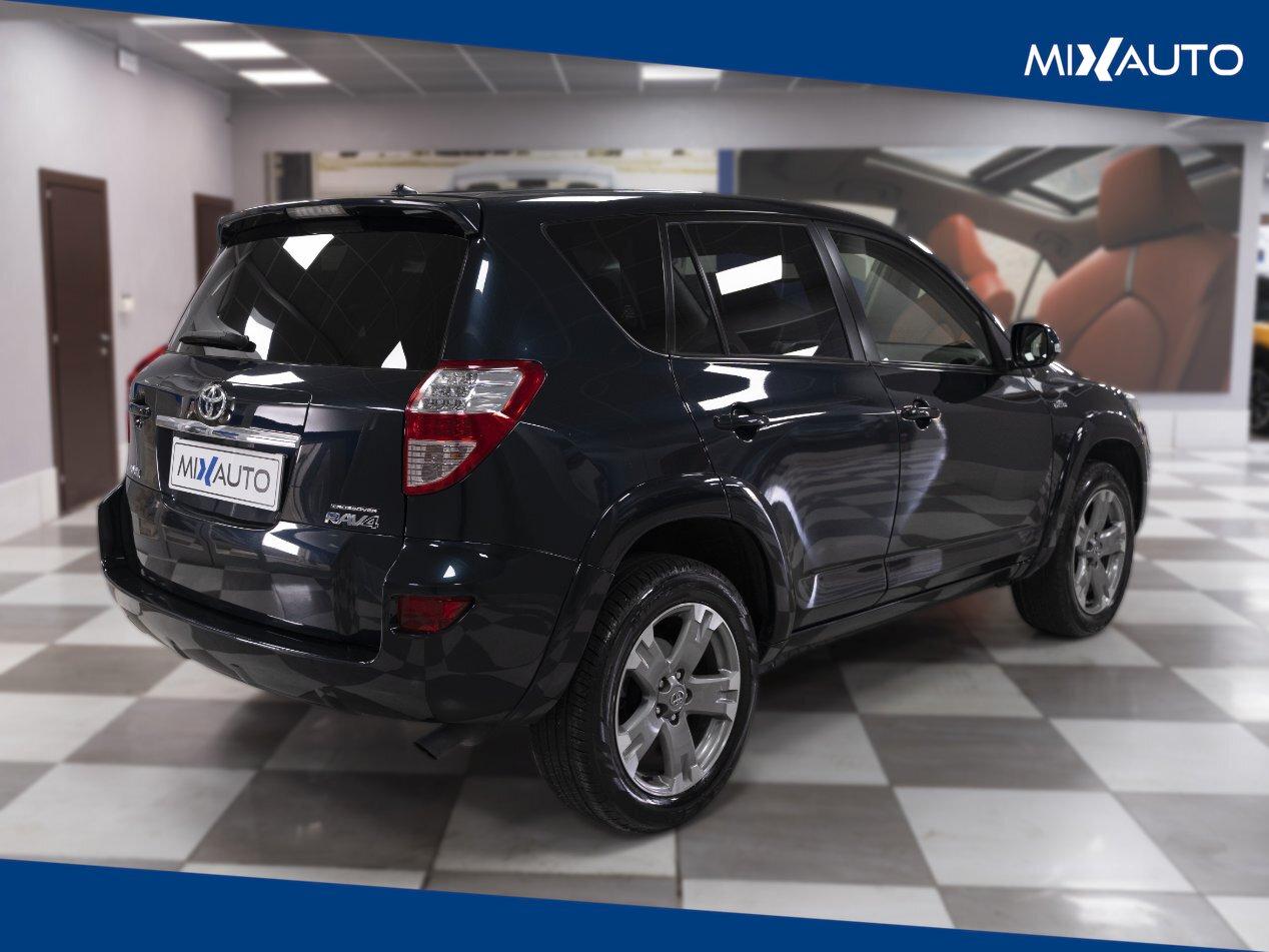 Toyota RAV 4 2.2 Crossover D-4D Exclusive 150CV Auto
