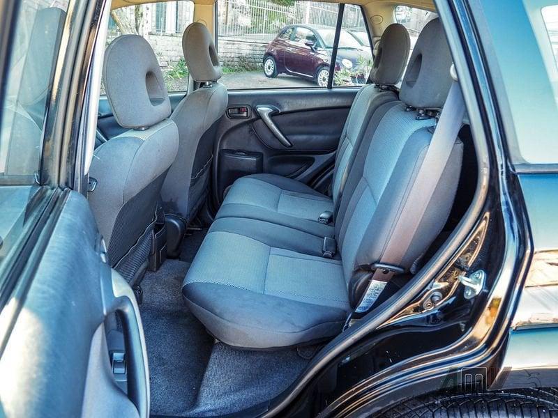 Toyota RAV4 2.0 Tdi D-4D 116 Cv 5 porte