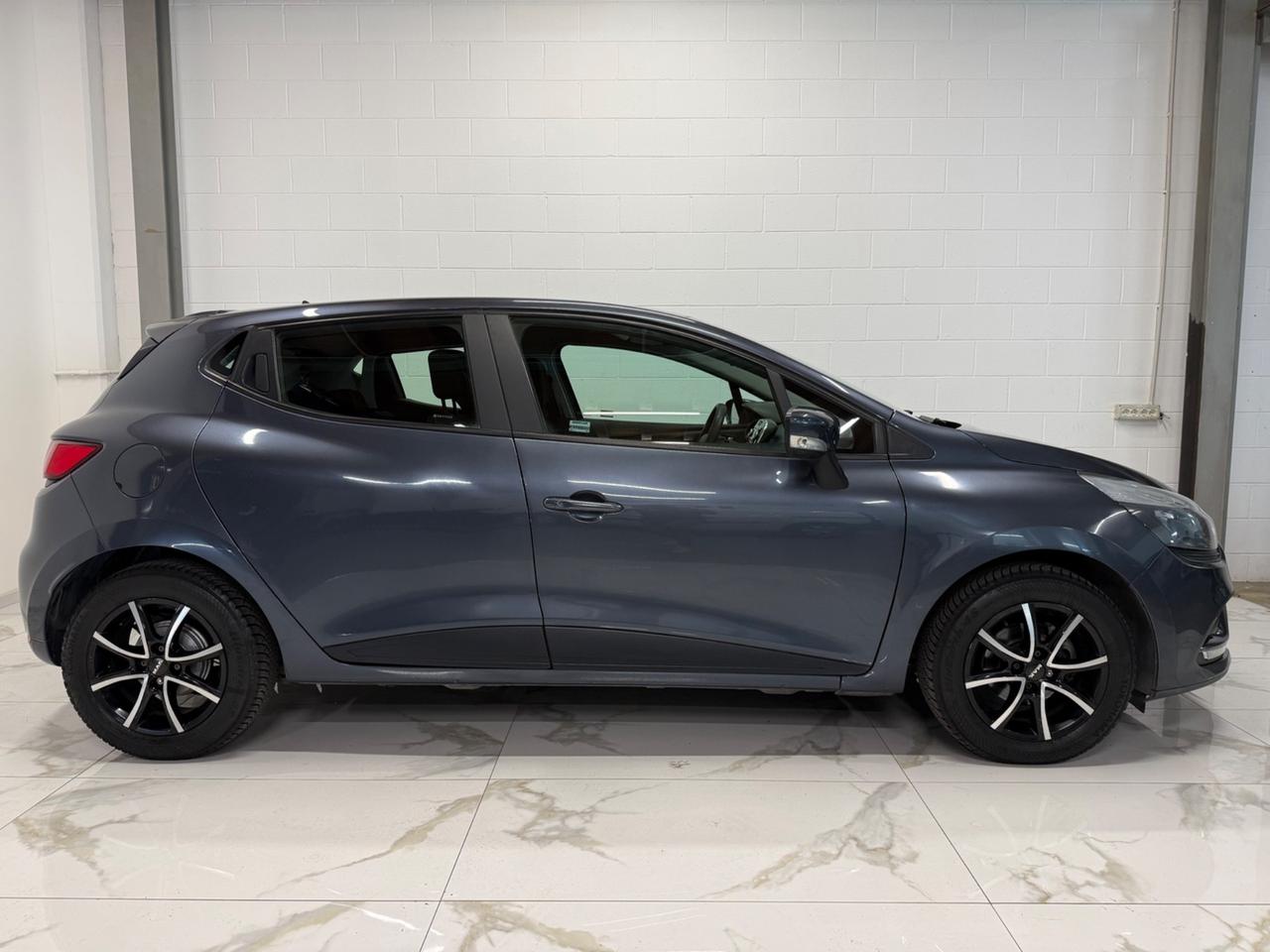 Renault Clio TCe 12V 90CV Start&Stop 5 porte Energy Intens