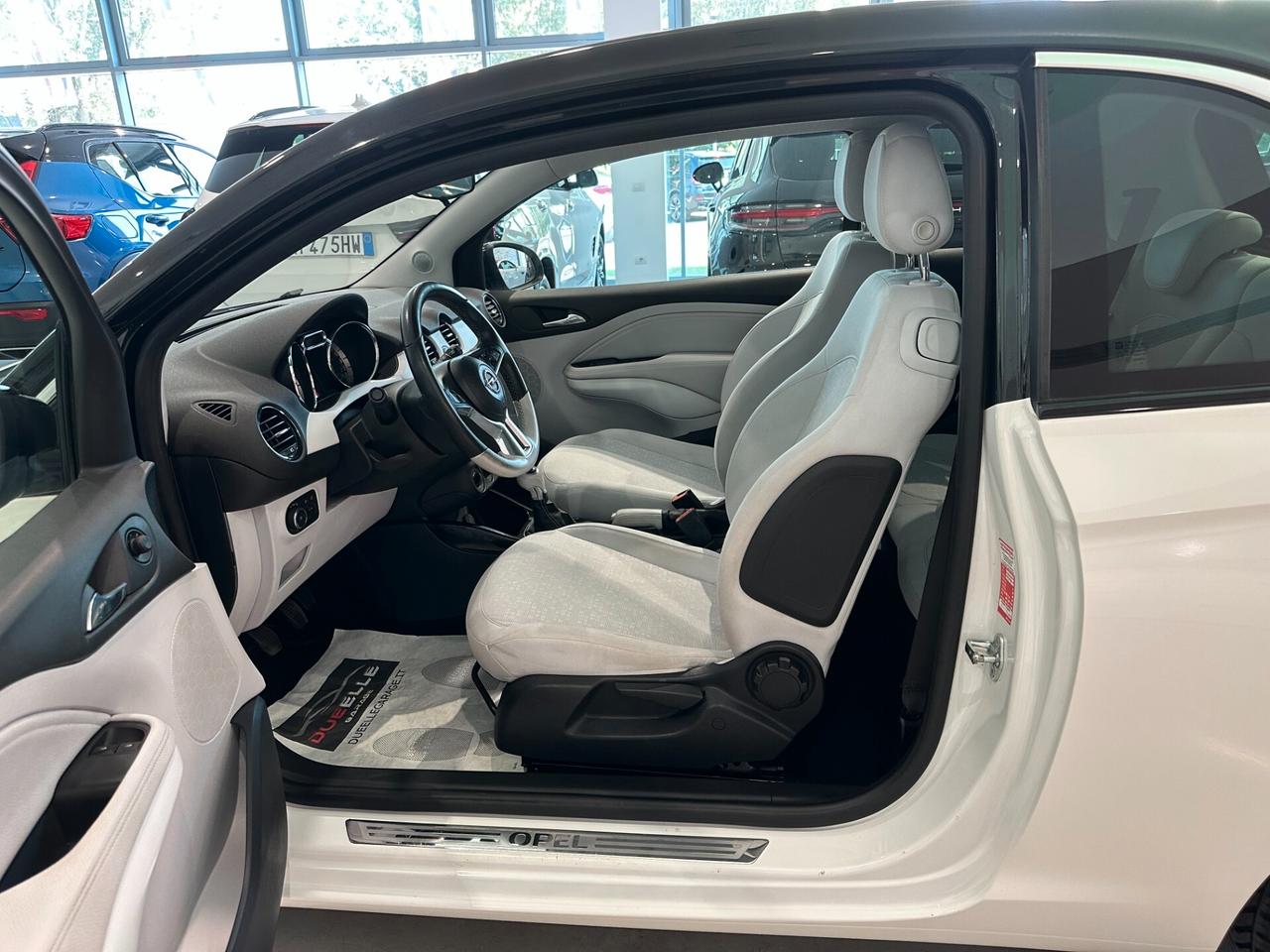 Opel Adam 1.2 70 CV