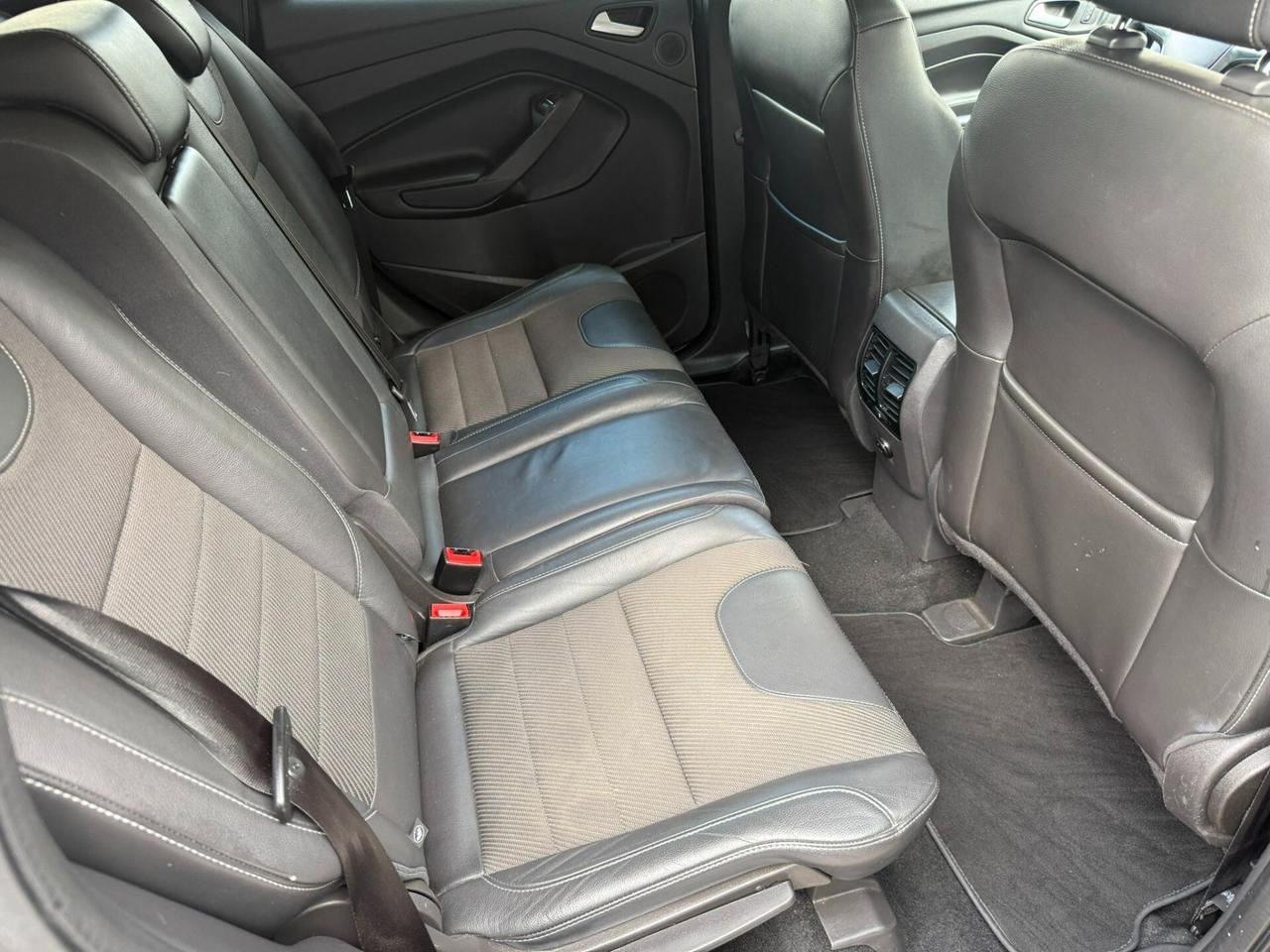 Ford Kuga 2.0 TDCI 150 CV S&S 4WD Titanium