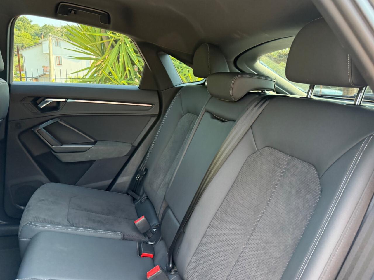 Audi Q3 35 TDI quattro S tronic line edition