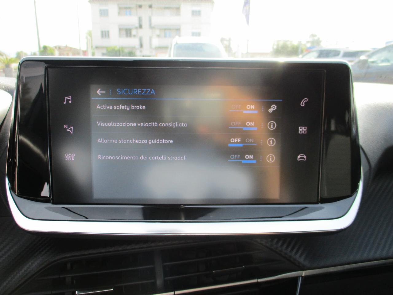 Peugeot 2008 PureTech 130 S&S Allure Pack