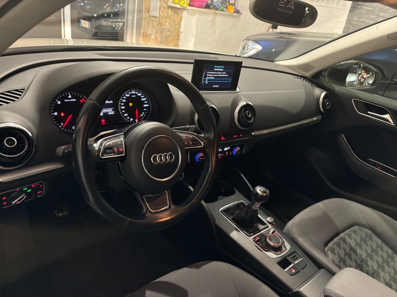 Audi A3 Sportback 1.6 tdi 105cv