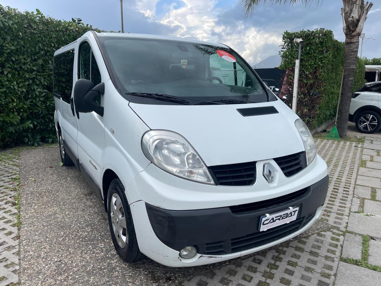 RENAULT Trafic trafic passenger T27 2.5 dci 150cv L1H1 Comfort Fap