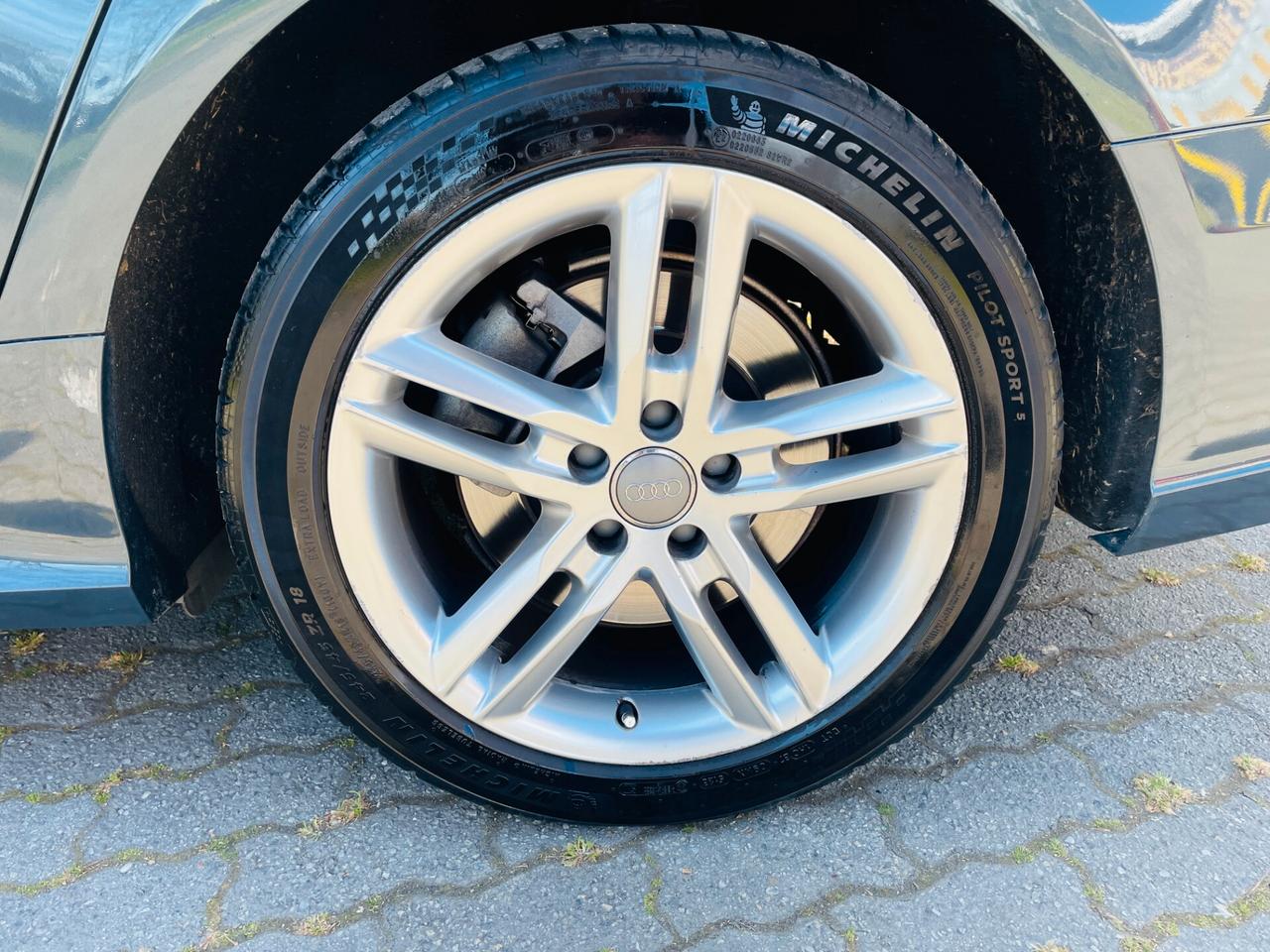 Audi A6 Avant 3.0 TDI S tronic
