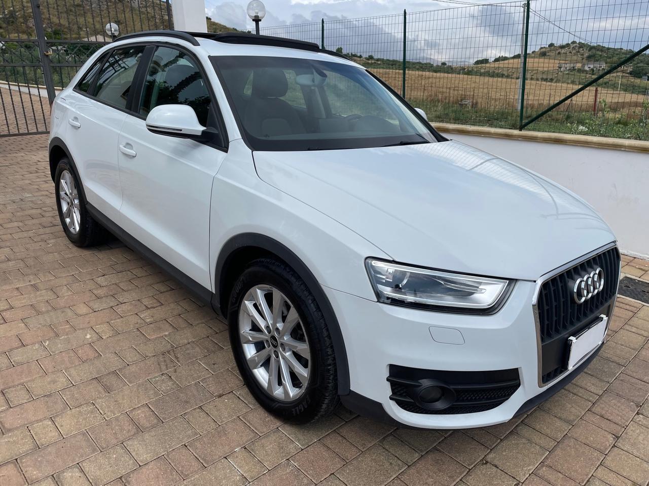 Audi Q3 2.0 TDI Quattro S tronic Tetto Nav