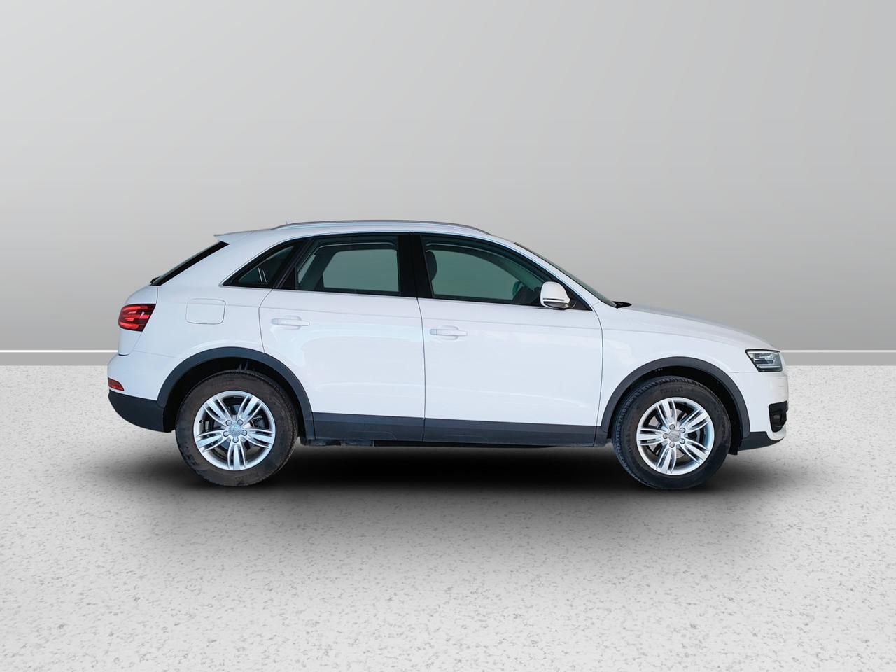 AUDI Q3 I 2011 - Q3 2.0 tdi Business Plus 140cv