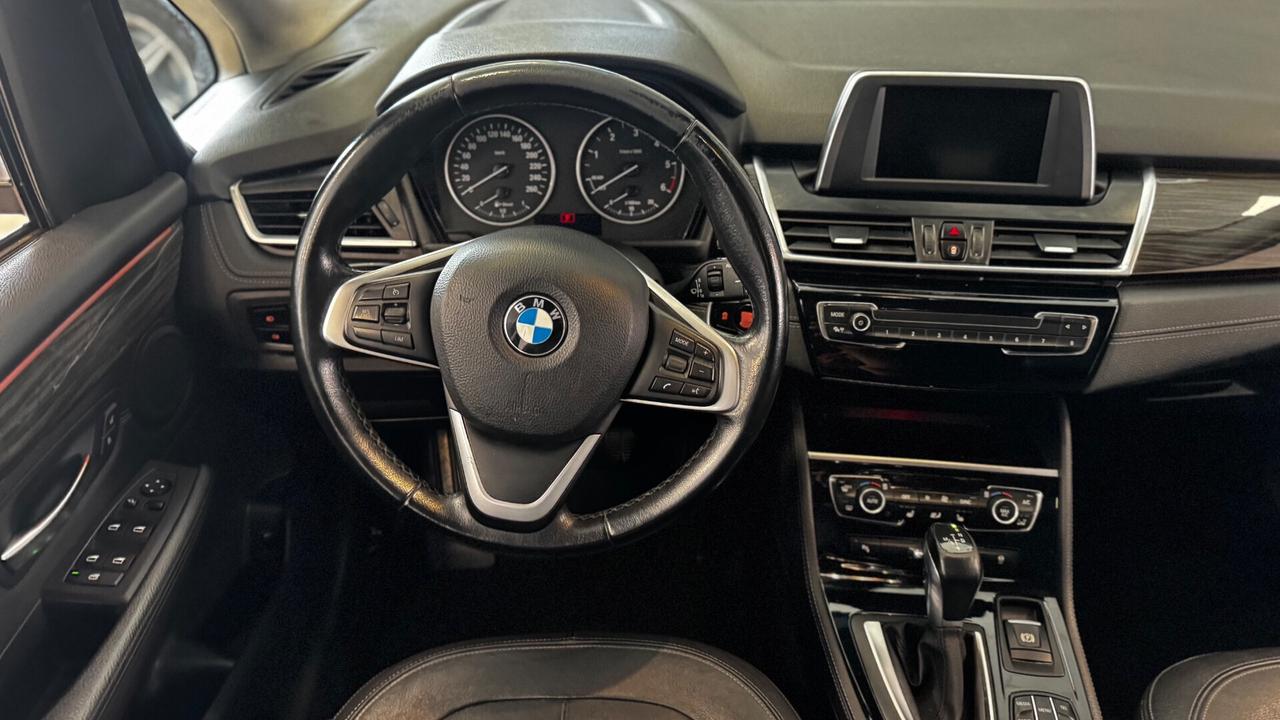 Bmw 2er Active Tourer 218d Luxury