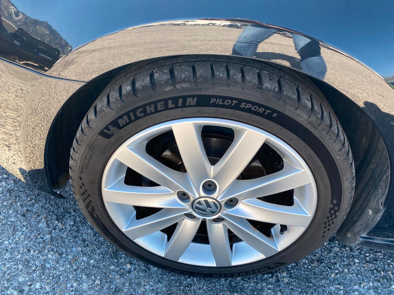 Volkswagen Golf 1.6 TDI DPF 5p. Highline