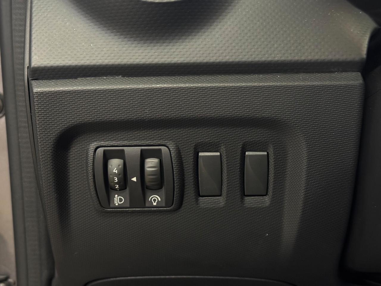 RENAULT CAPTUR 1.5cc 90CV DIESEL AUTO NEOPATENTATI