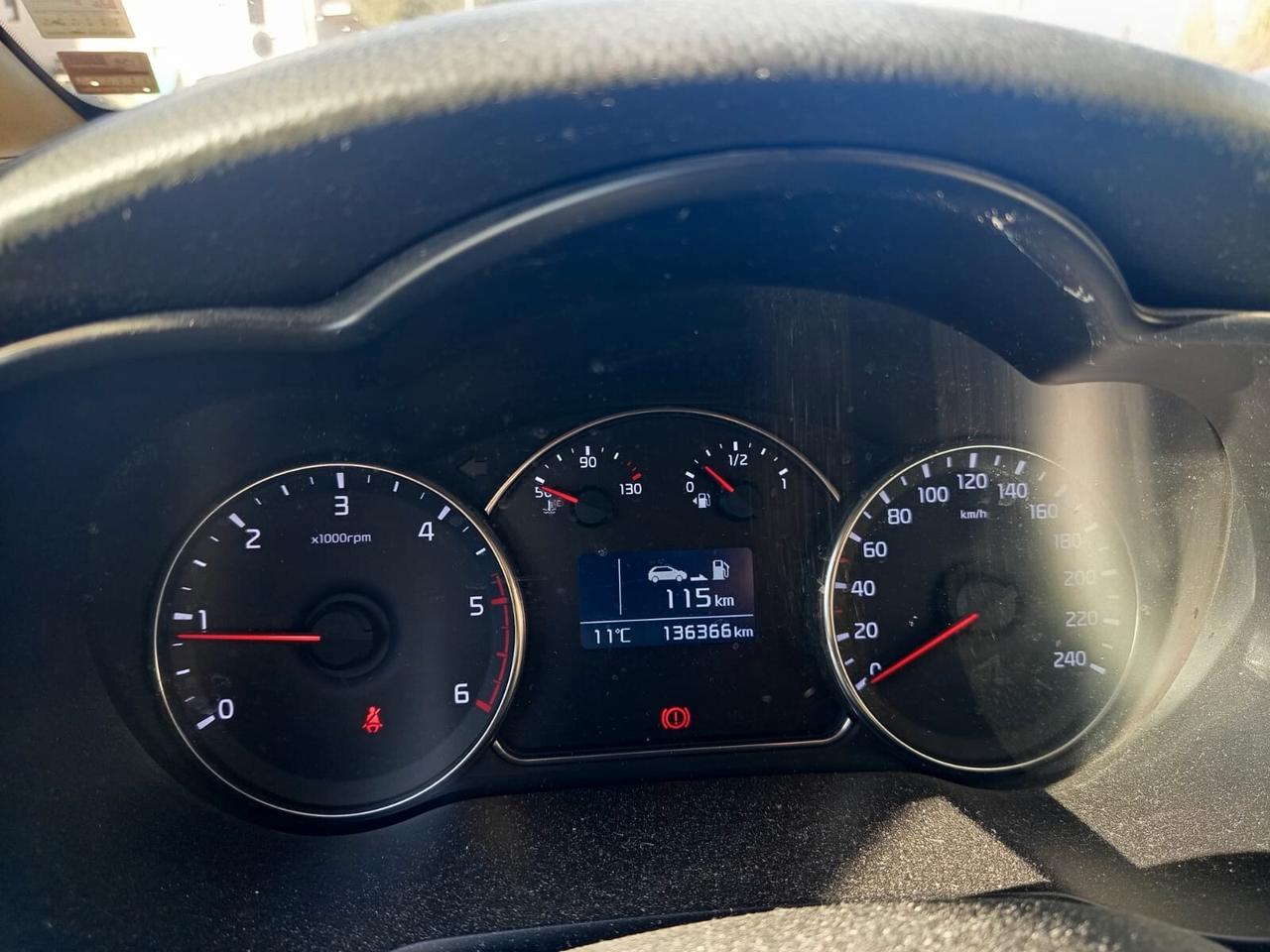 Kia Carens 1.7 CRDi 115 CV Cool