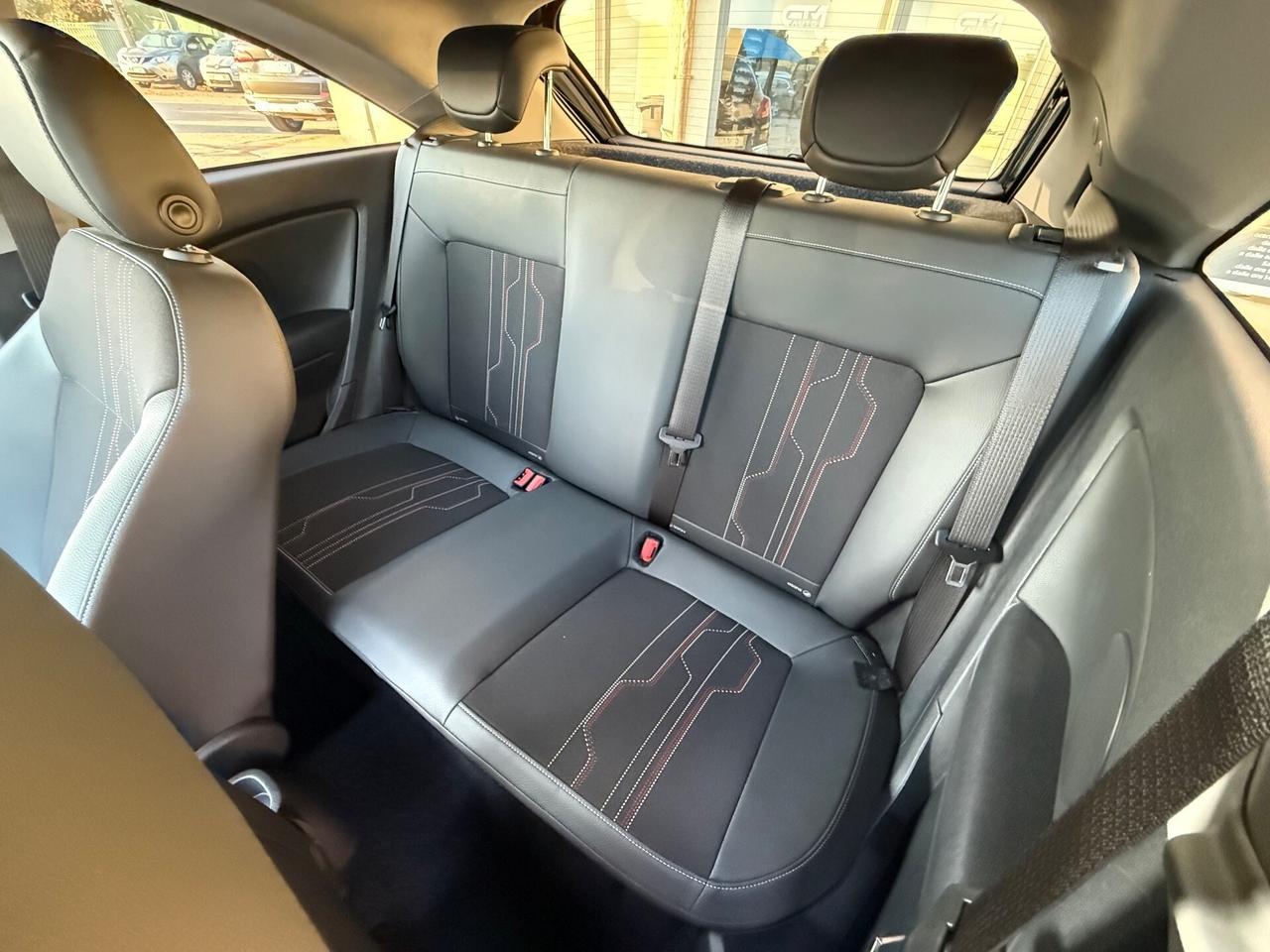 Opel Corsa 1.2 Benzina- Neopatentati