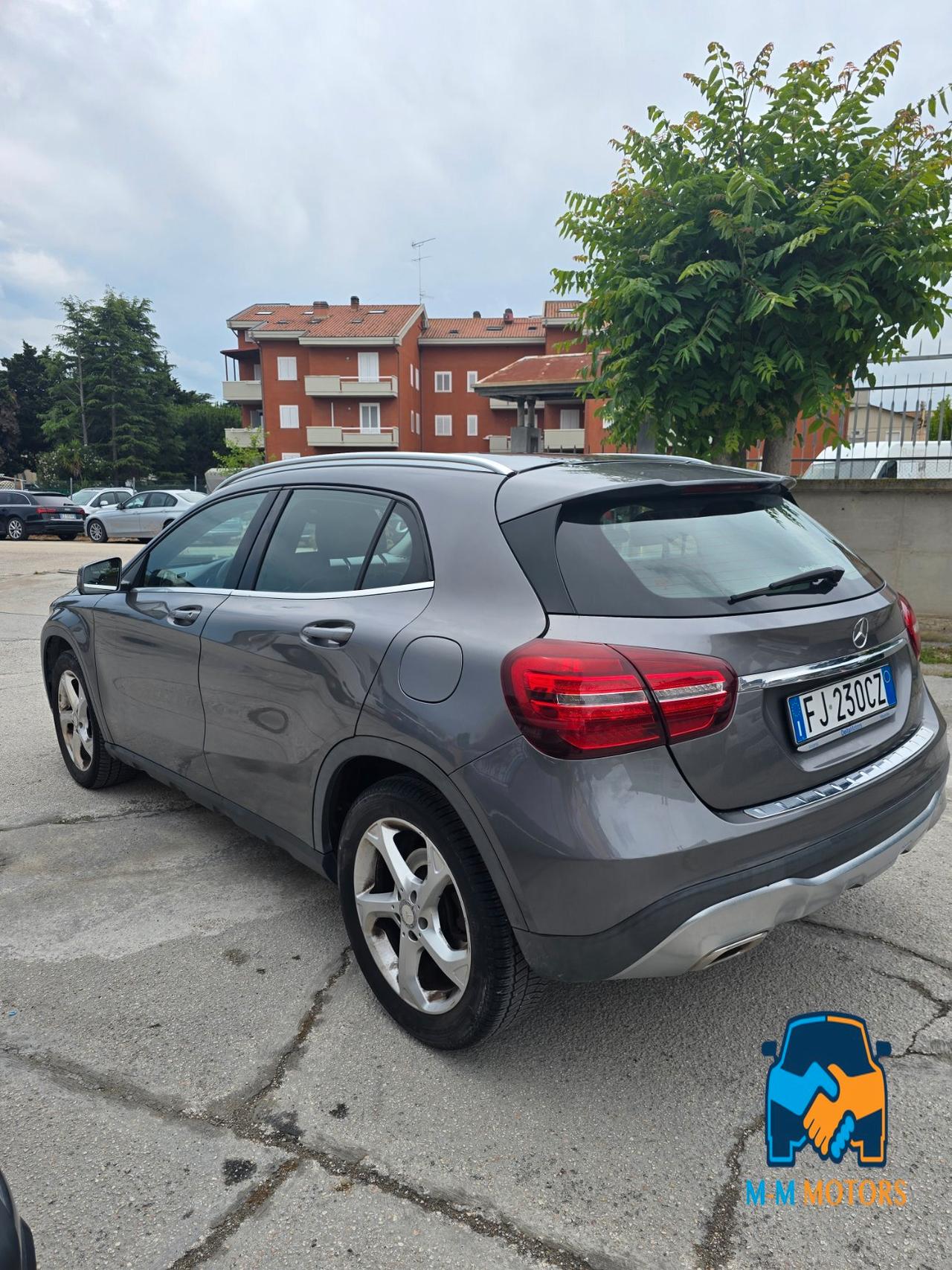 Mercedes GLA 180 d Sport auto