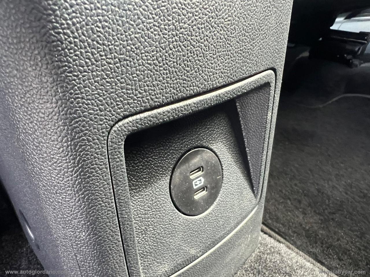 FORD Tourneo Courier 1.0 EcoBoost Pow. Tit.