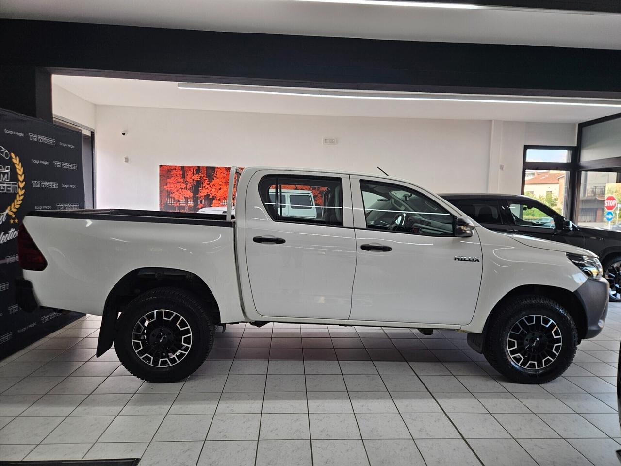 Toyota Hilux 2.4 d-4d Executive 4wd IVA ESPOSTA