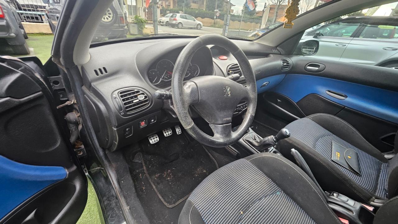 Peugeot 206 1.6 16V CC