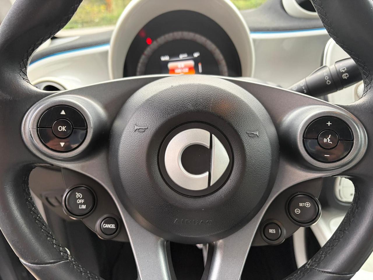 Smart ForTwo 1.0 BENZINA 71CV Passion