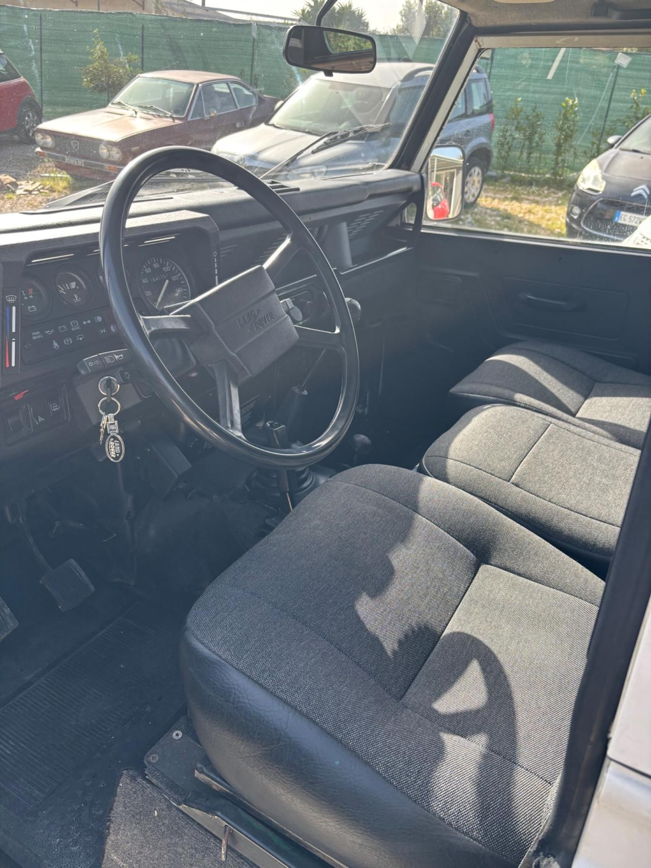 Land Rover Defender 90 diesel Hard-top