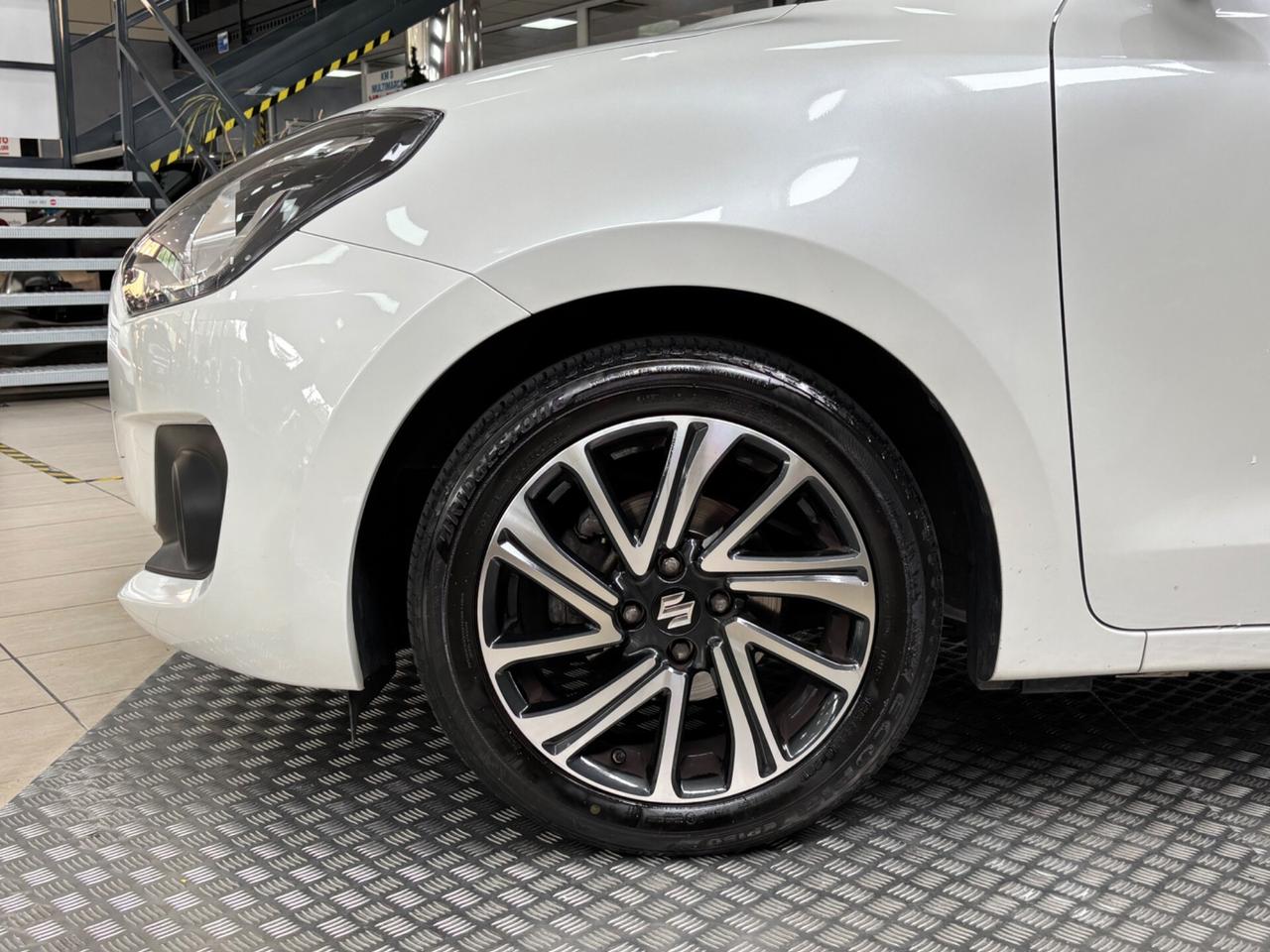 Suzuki Swift 1.2 Hybrid CVT Top