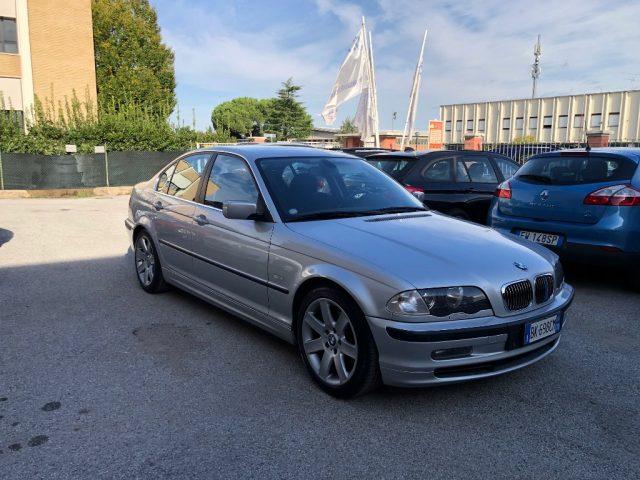 BMW 328 I