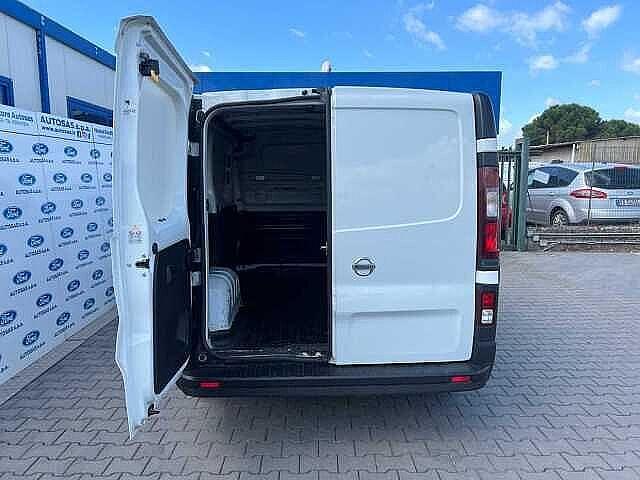 Nissan NV300 27 2.0 dCi 120CV PC-TN Van