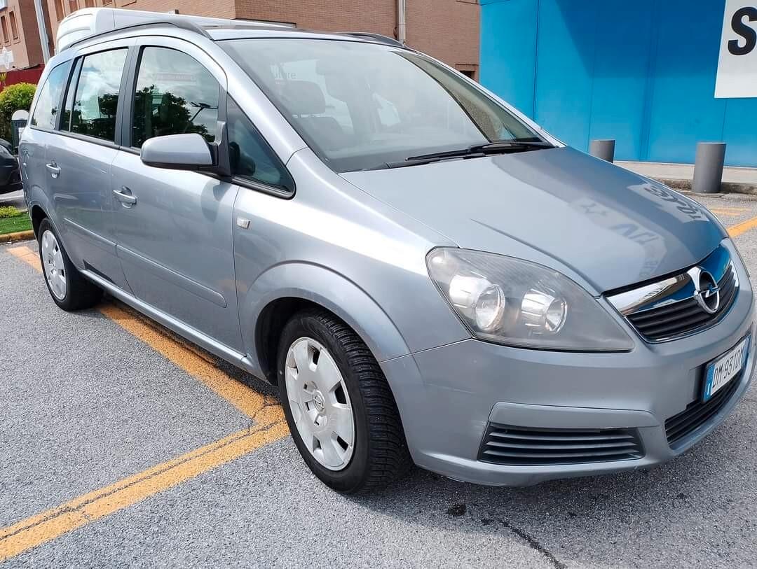 Opel Zafira 1.6 16V ecoM 94CV Cosmo