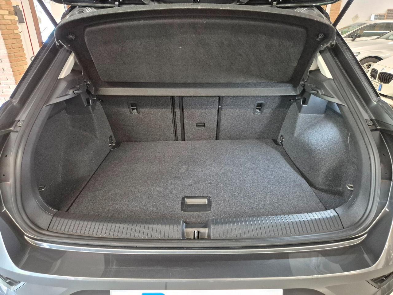 Volkswagen T-Roc 1.6 TDI SCR Advanced BlueMotion Technology ** GANCIO **